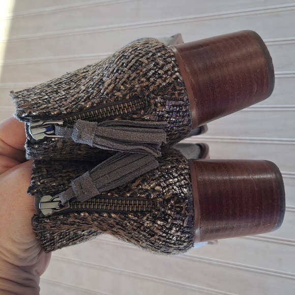 Toms Leila Gray Silver Metallic Tweed 8.5 W Short Gray Wool Chunky Heel Boots - Picture 4 of 10